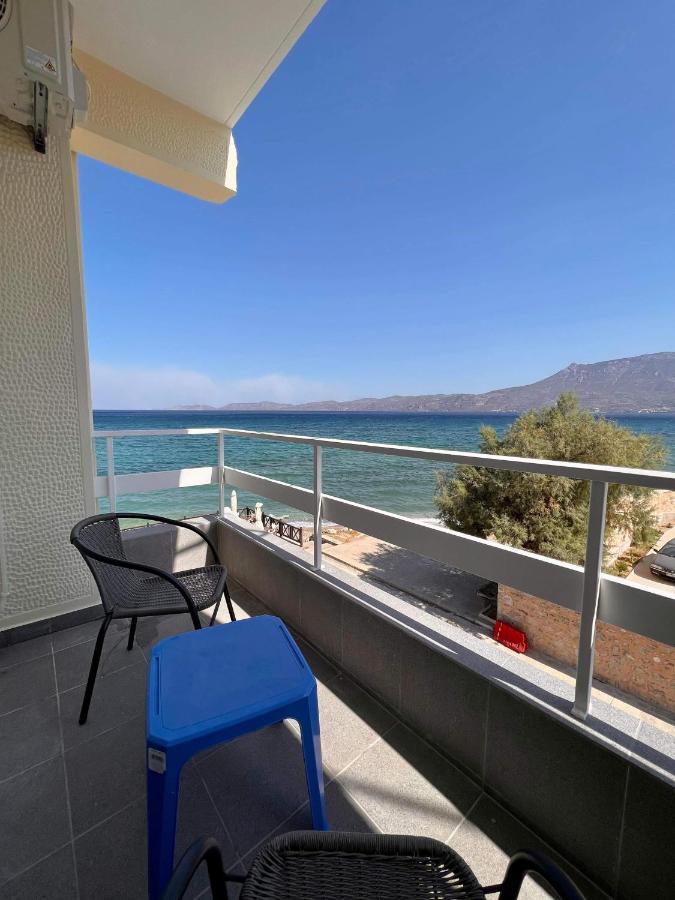 Beach Retreat In Town Corinth Eksteriør billede